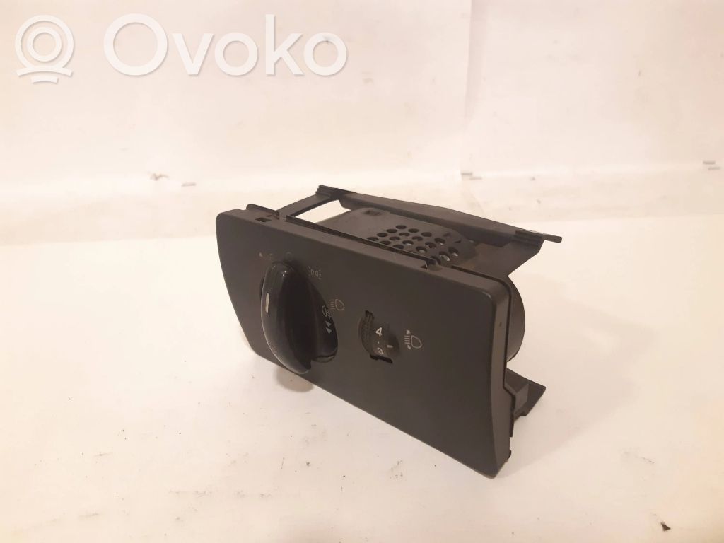 Ford Mondeo Mk III Light switch 