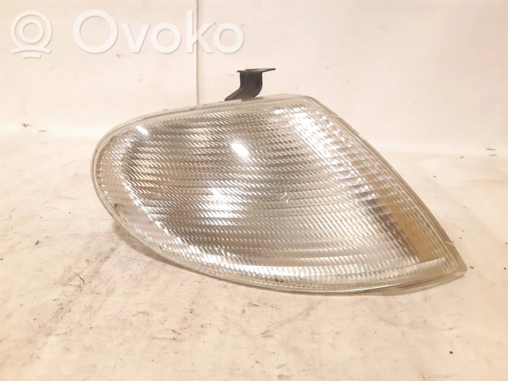 Ford Galaxy Front indicator light 
