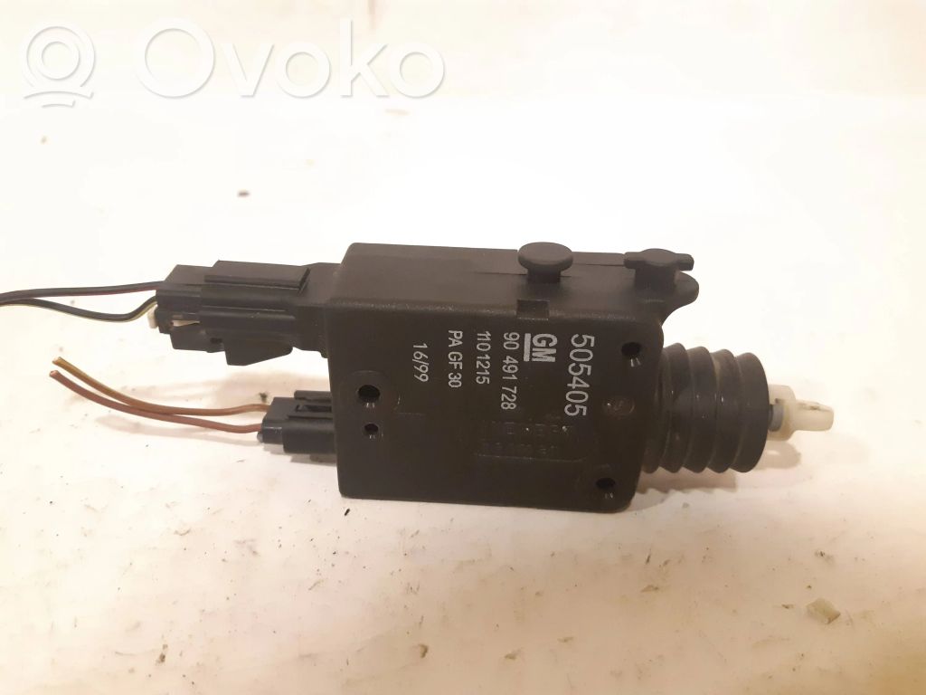 Opel Astra G Central locking motor 