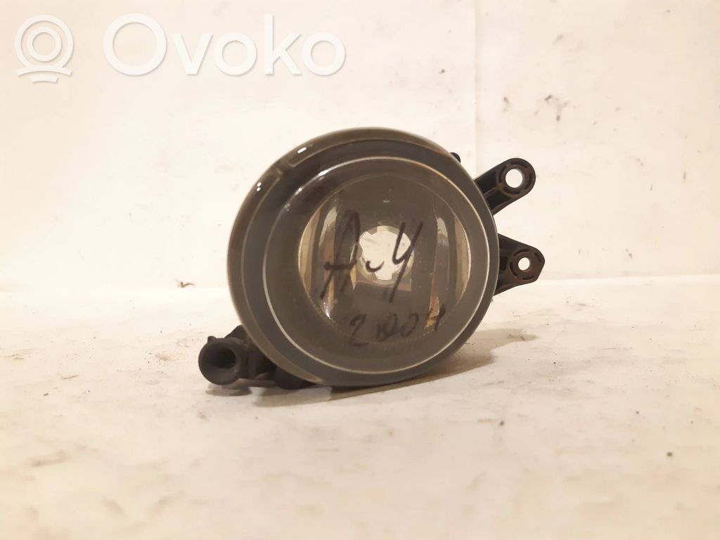 Audi A4 S4 B6 8E 8H Nebelscheinwerfer vorne 