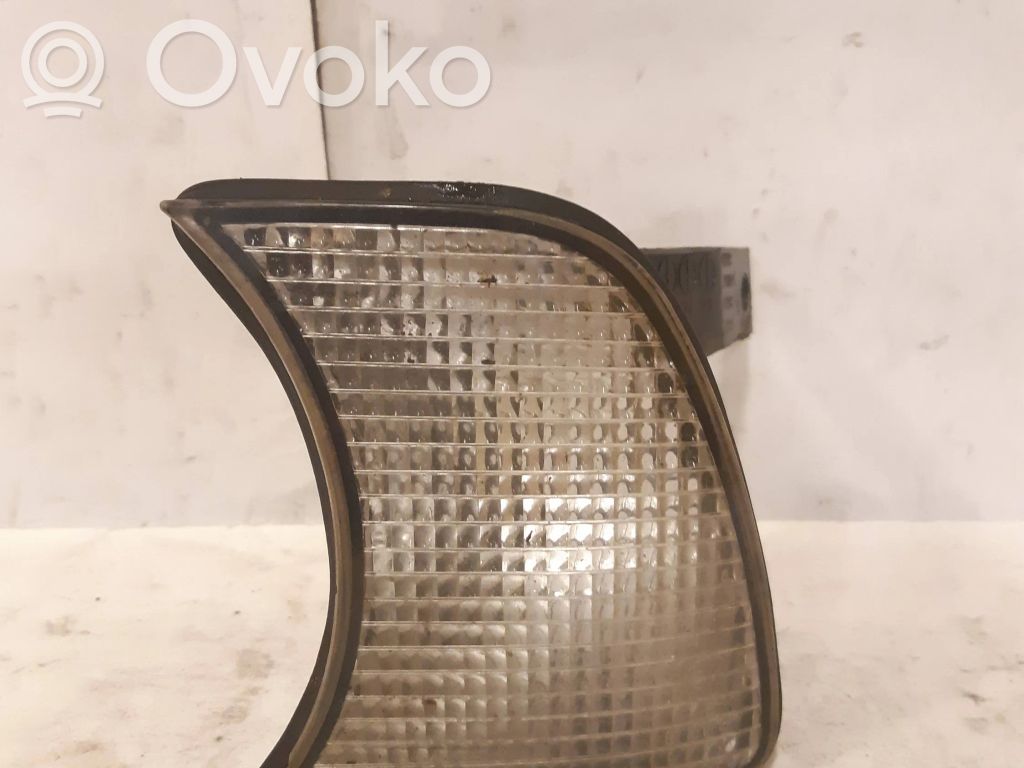 BMW 5 E34 Front indicator light 
