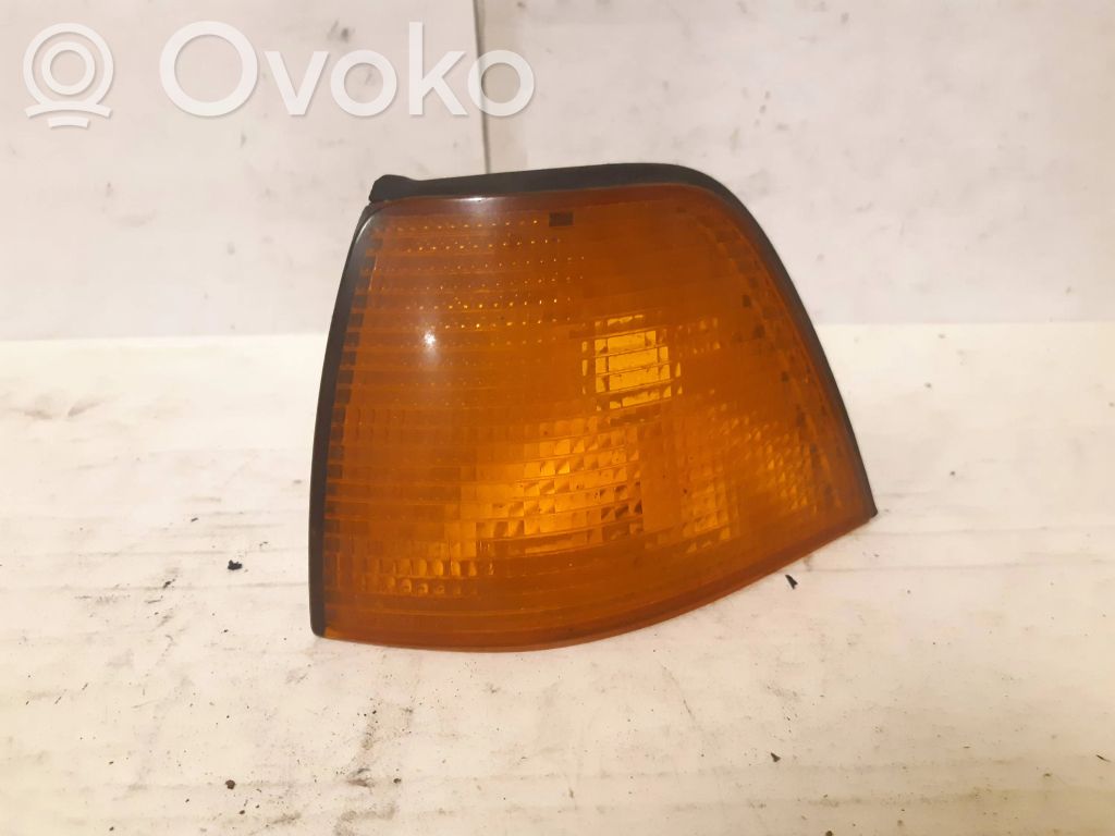Front indicator light   1387043,155051
