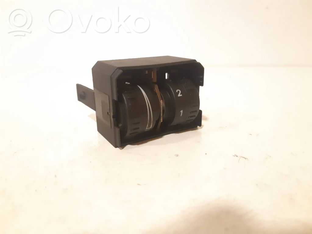 Volkswagen Caddy Headlight level height control switch 