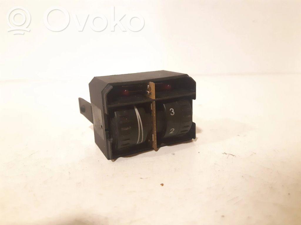 Volkswagen Caddy Headlight level height control switch 
