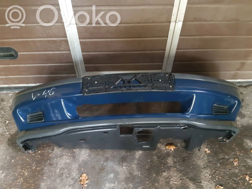 Volvo S40, V40 Parachoques delantero 