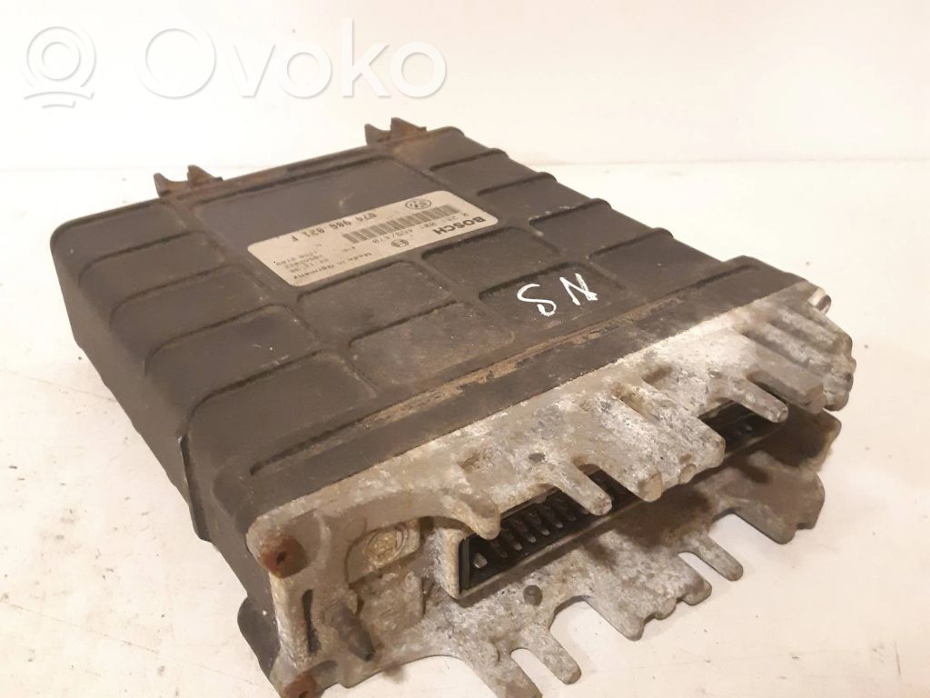 Volkswagen Transporter - Caravelle T4 Engine control unit/module 