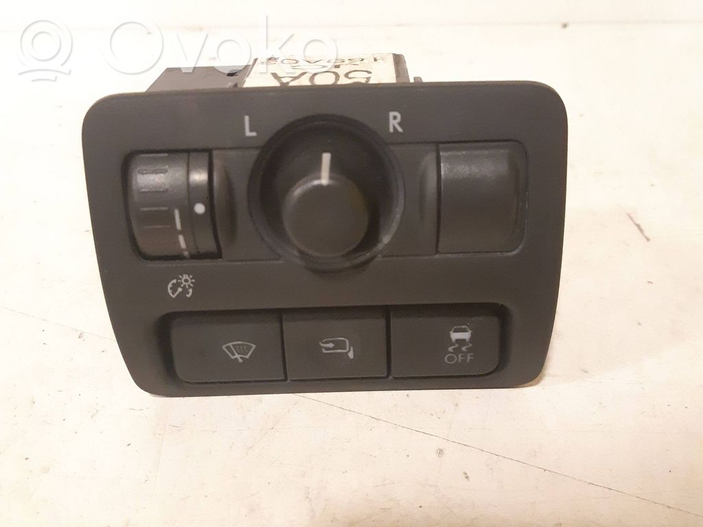 Subaru Legacy Wing mirror switch 