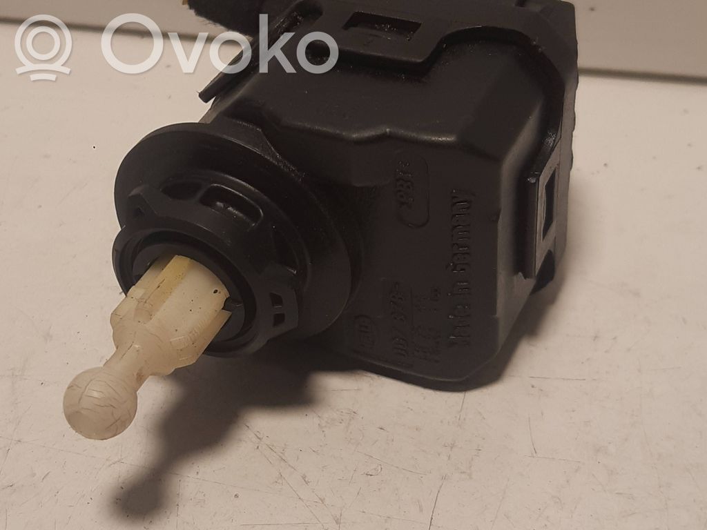 Audi A3 S3 8L Headlight level adjustment motor 