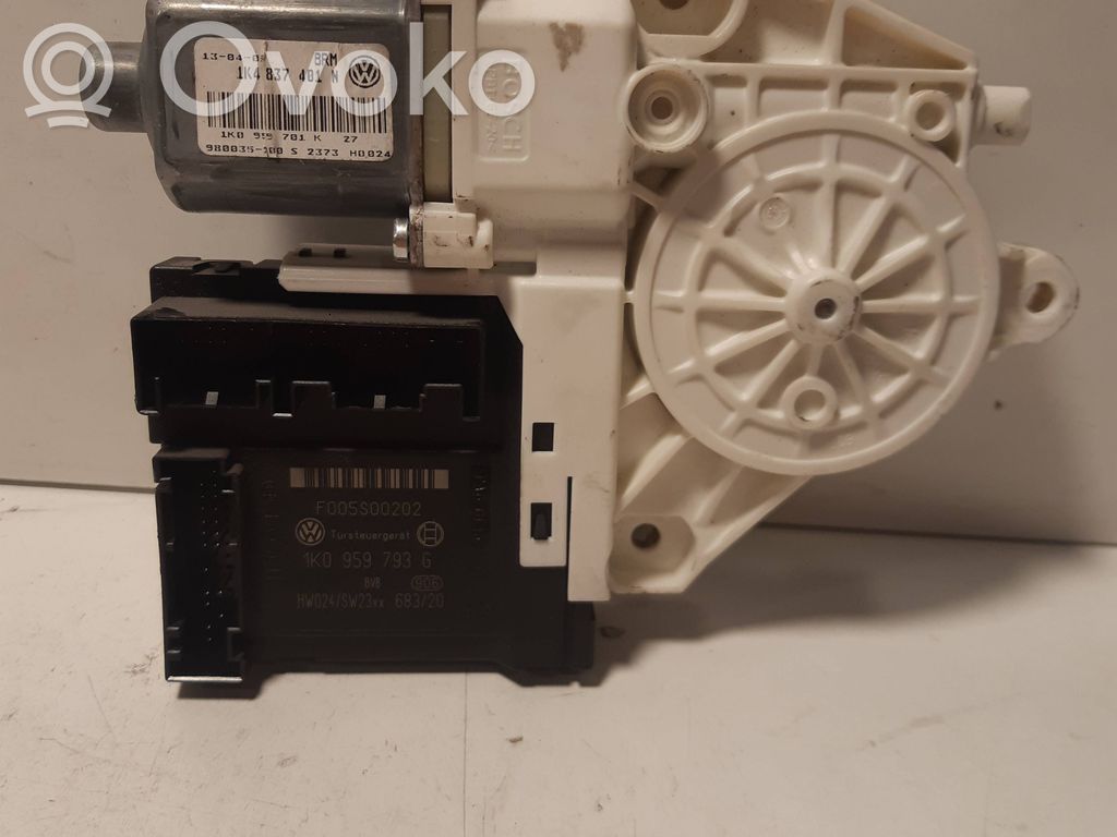Silnik regulatora szyby drzwi przednich   F005S00202,1K0959793G,W024SW23