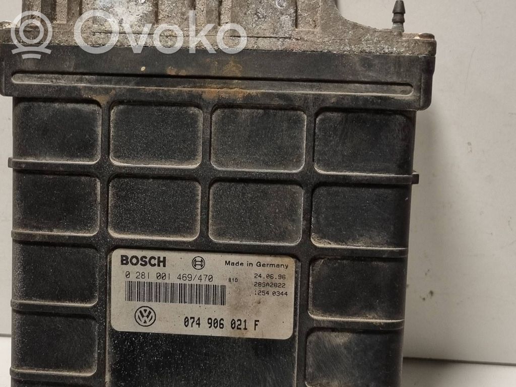 Volkswagen Transporter - Caravelle T4 Engine control unit/module 