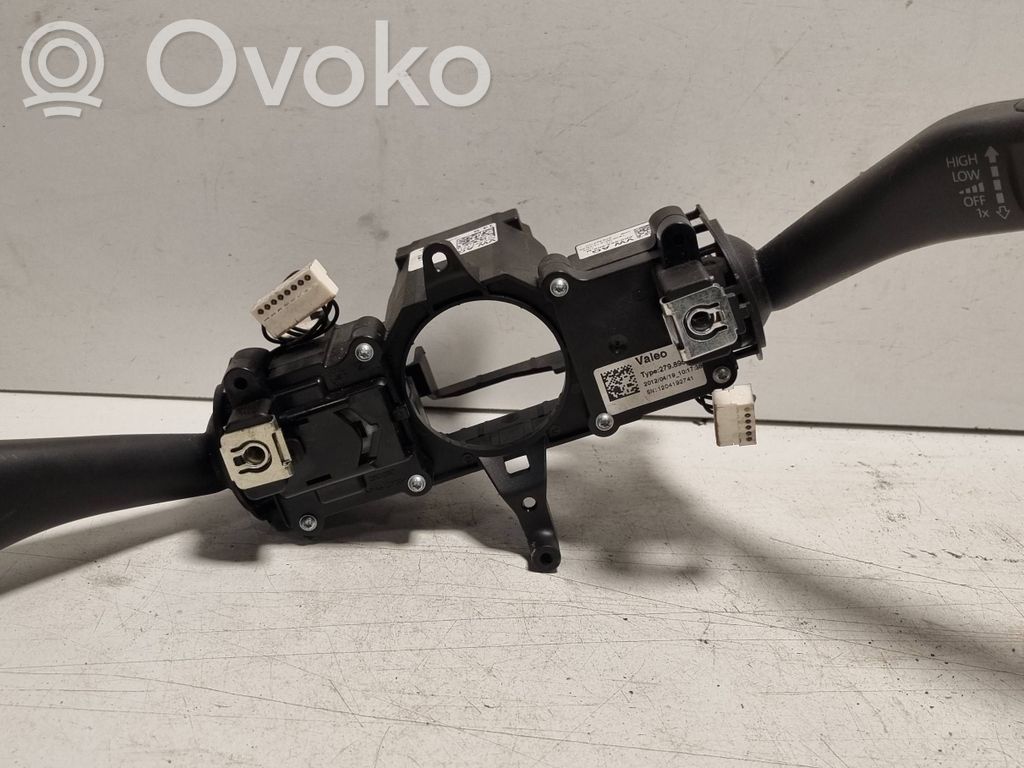 Volkswagen Touran I Interruptor/palanca de limpiador de luz de giro 