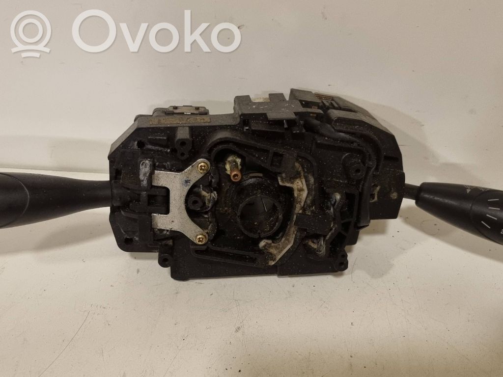 Mazda 626 Commodo, commande essuie-glace/phare 