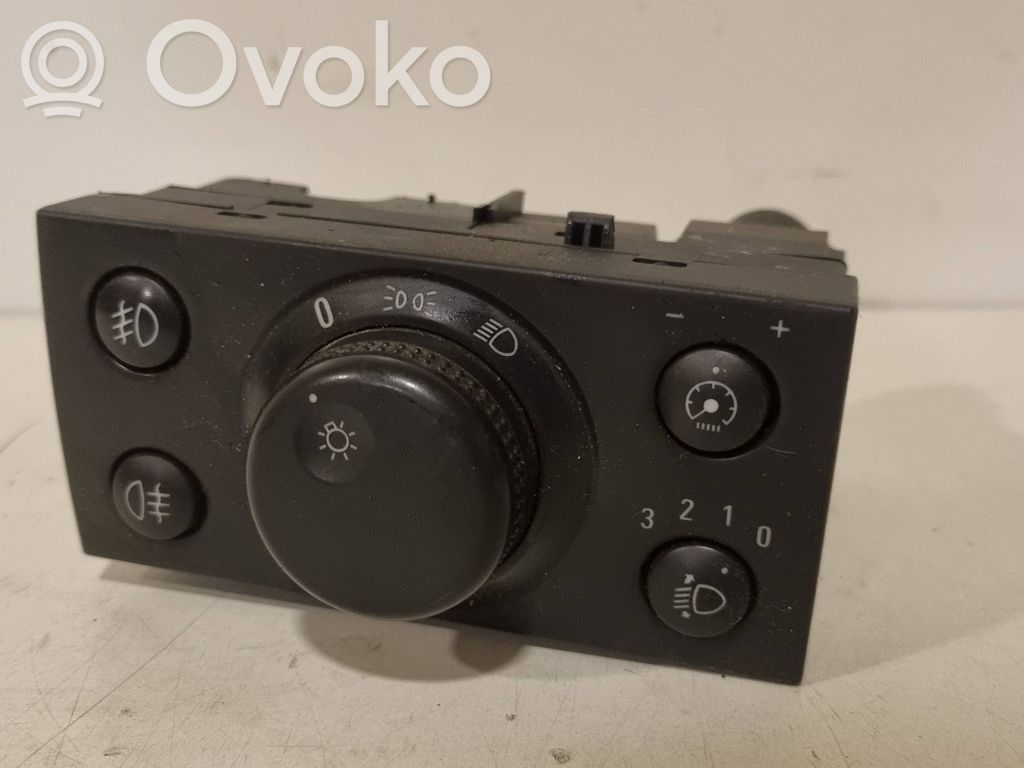 Opel Vectra C Lukturu slēdzis 