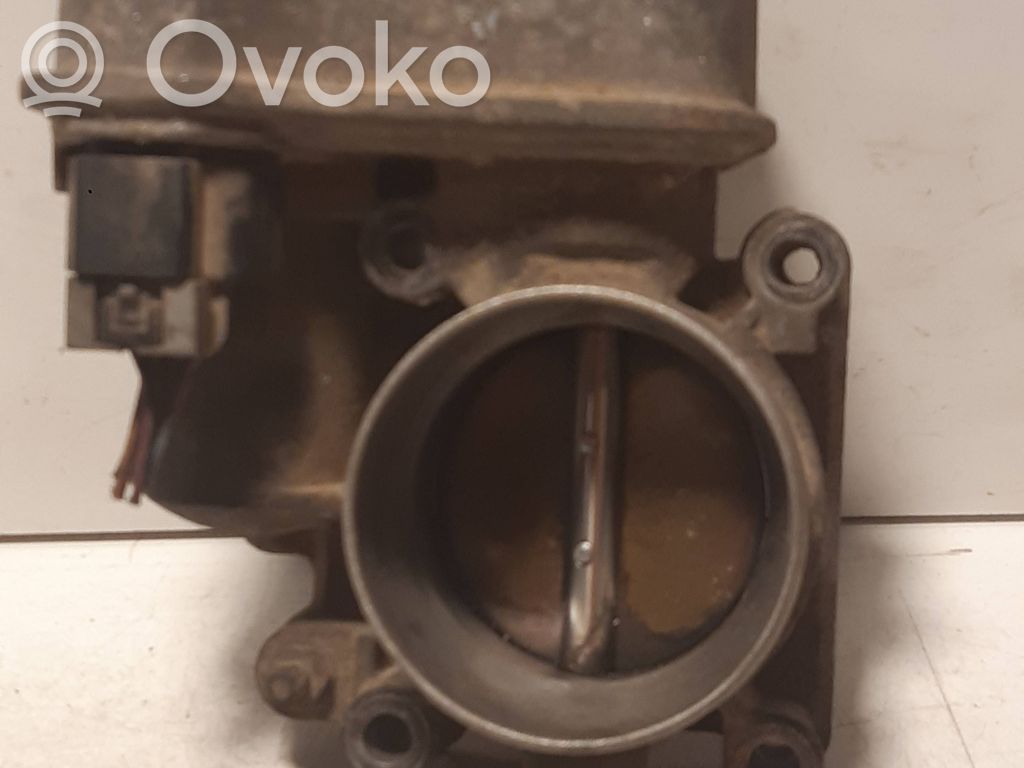 Opel Vectra C Kaasuttimen ilmaläppärunko 