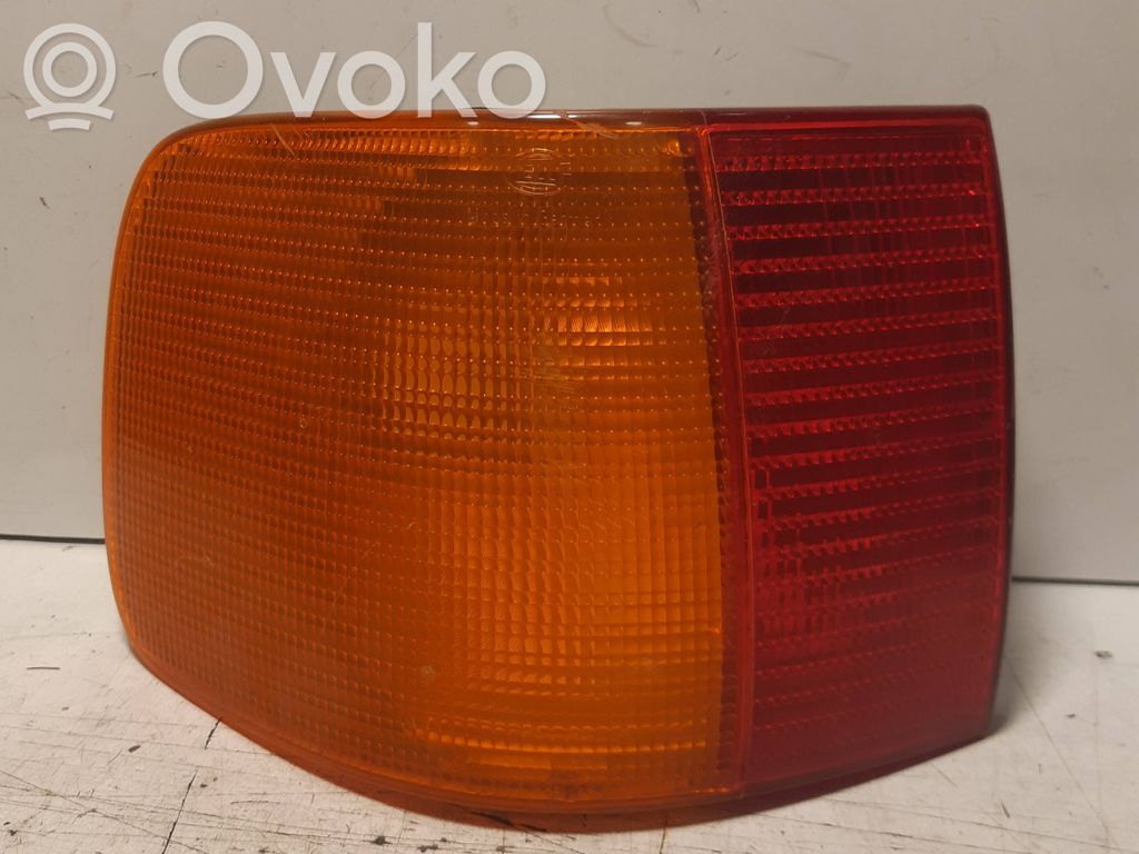 Audi A6 S6 C4 4A Задний фонарь в кузове 
