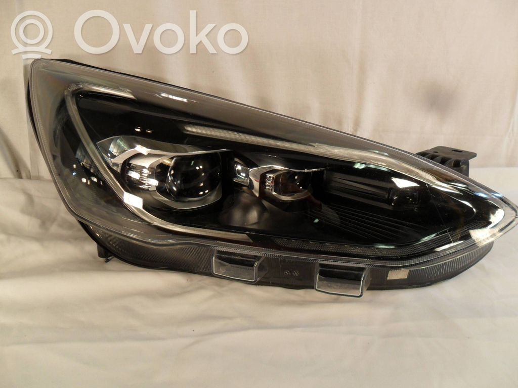 Ford Focus Scheinwerfer 