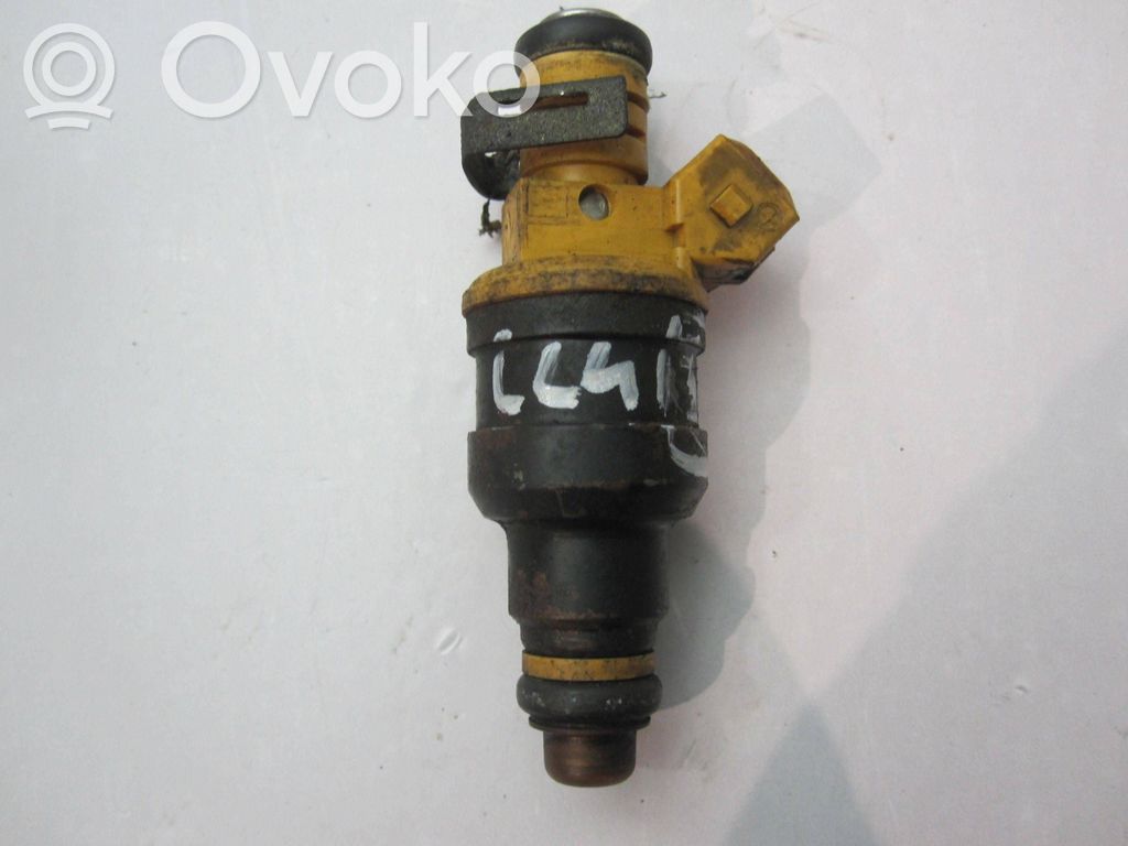 Peugeot 405 Inyector de combustible 