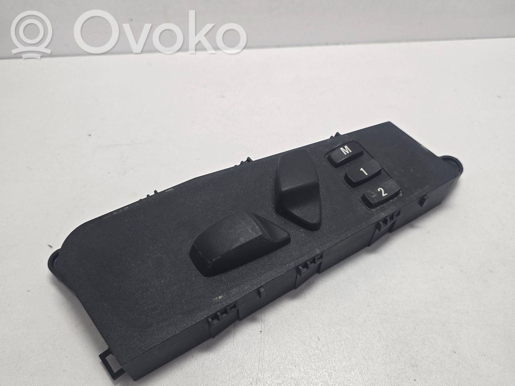 Seat control switch   6950767