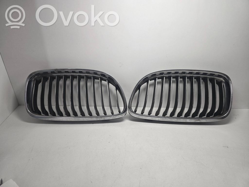 BMW 5 E60 E61 Priekšējais režģis 