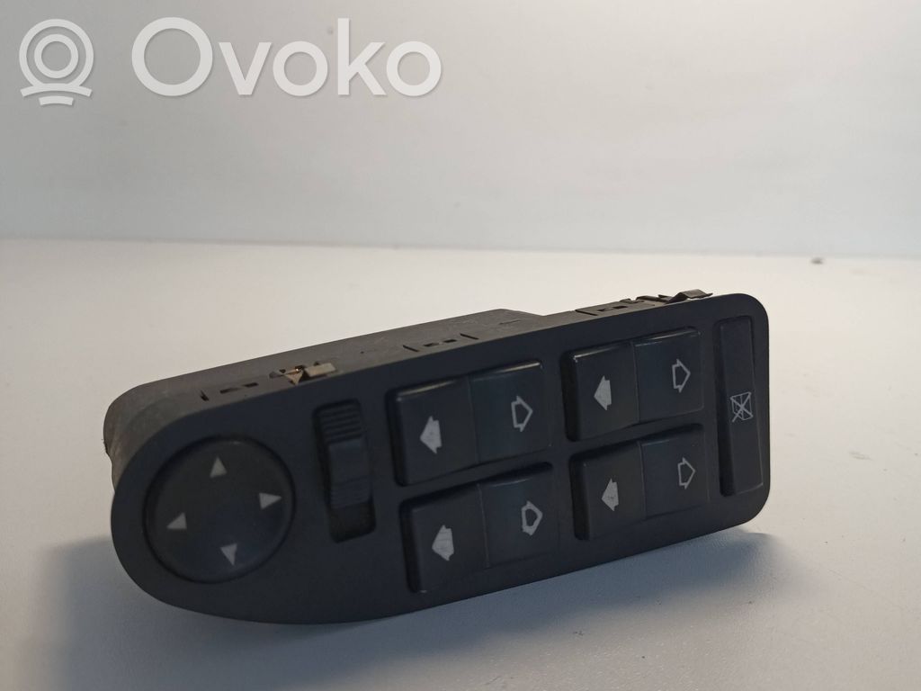 BMW 5 E39 Electric window control switch 