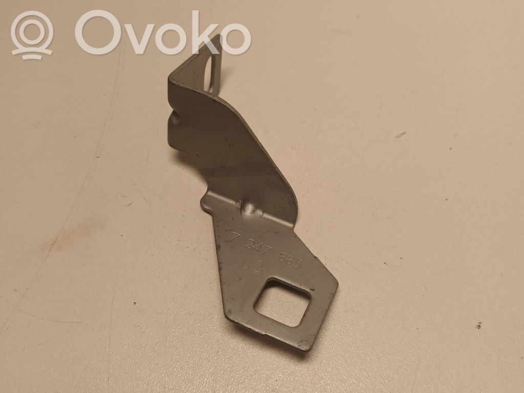 Priekšpusē bampera turētājs   7247665
