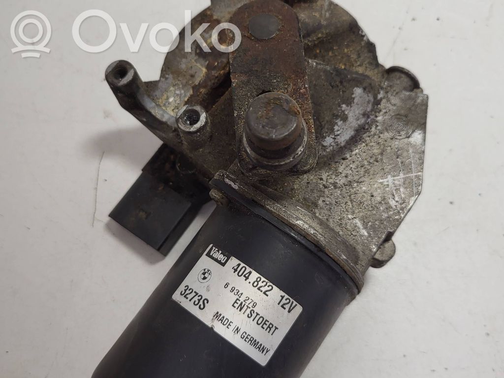 BMW 5 E60 E61 Front wiper linkage and motor 