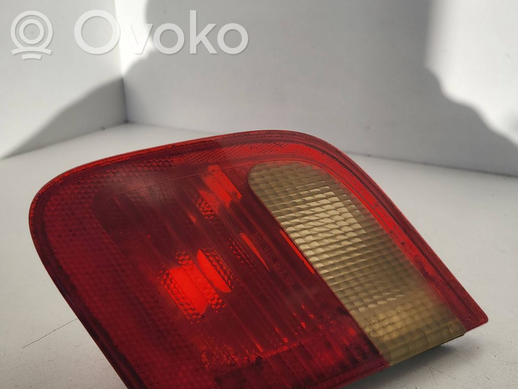 BMW 3 E46 Lampy tylnej klapy bagażnika 