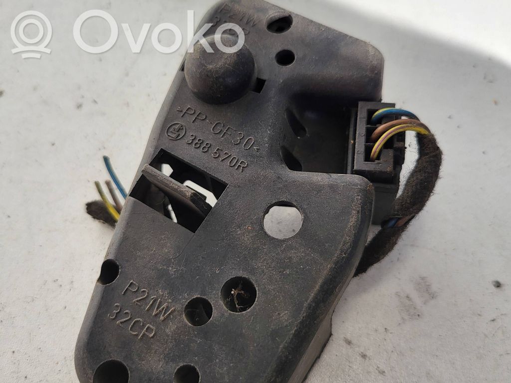BMW 3 E46 Takaluukun takavalot 