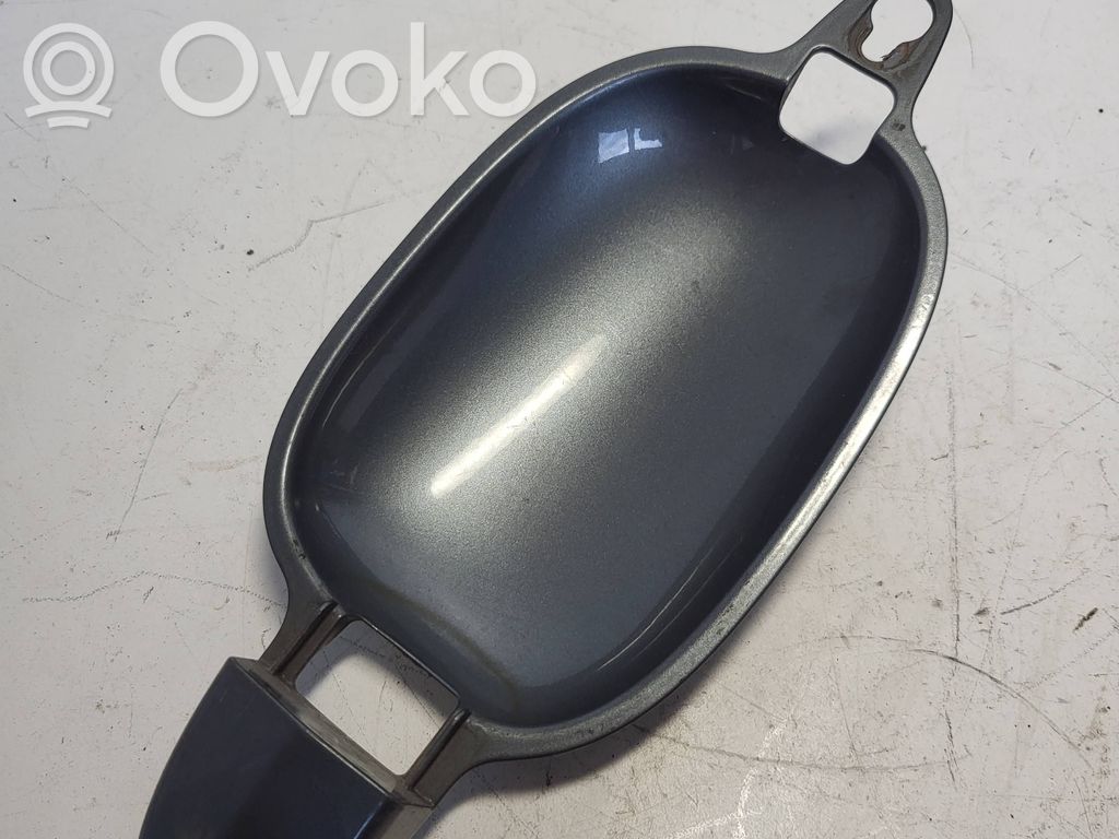 BMW 5 E60 E61 Takaoven ulkokahva 