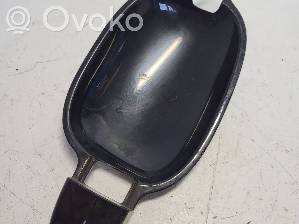BMW 5 E60 E61 Takaoven ulkokahva 