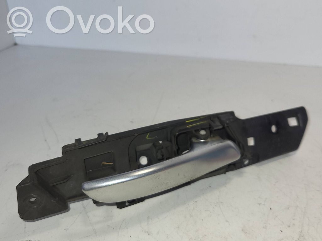 BMW X5 E70 Manecilla interna puerta trasera 
