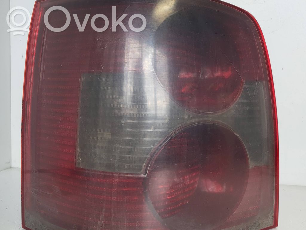 Volkswagen PASSAT B5.5 Lampa tylna 