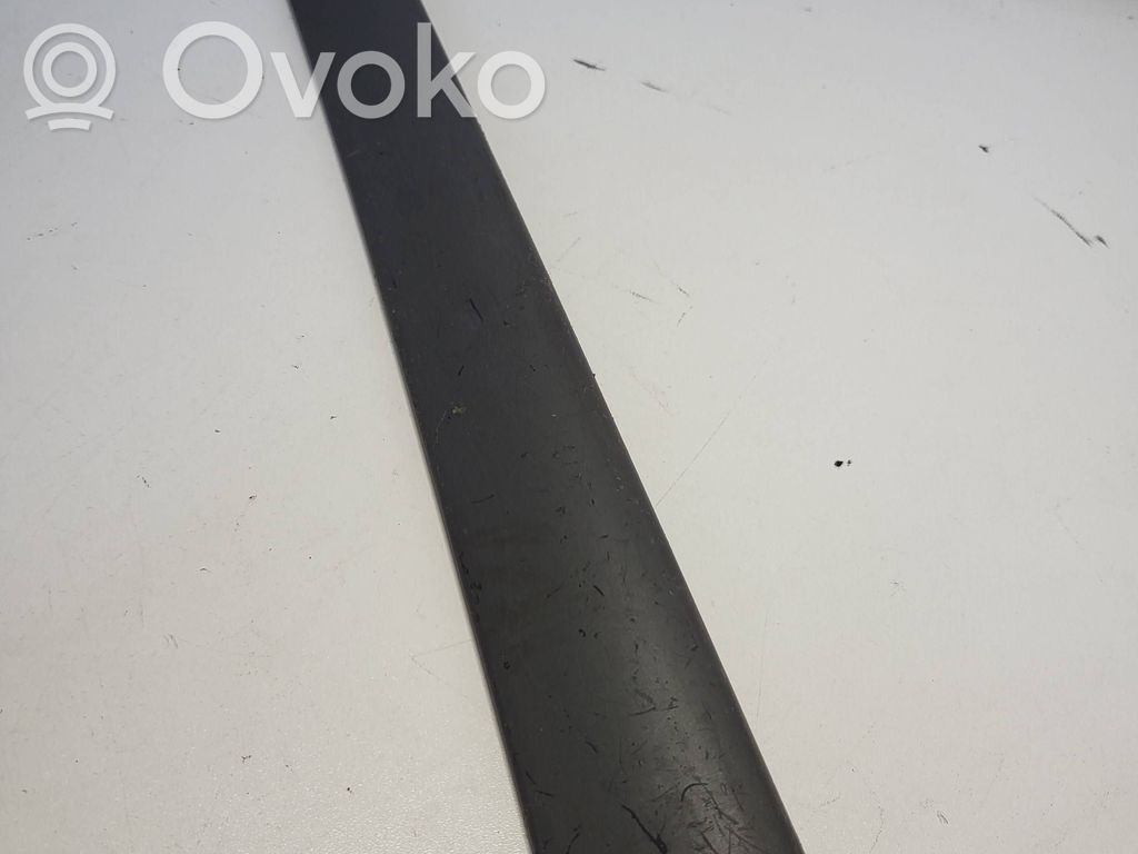BMW 3 E46 Rivestimento del vano portaoggetti del cruscotto 