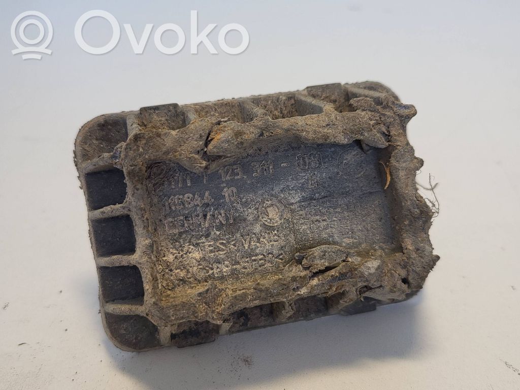 BMW 1 E81 E87 Base della presa Jacking 