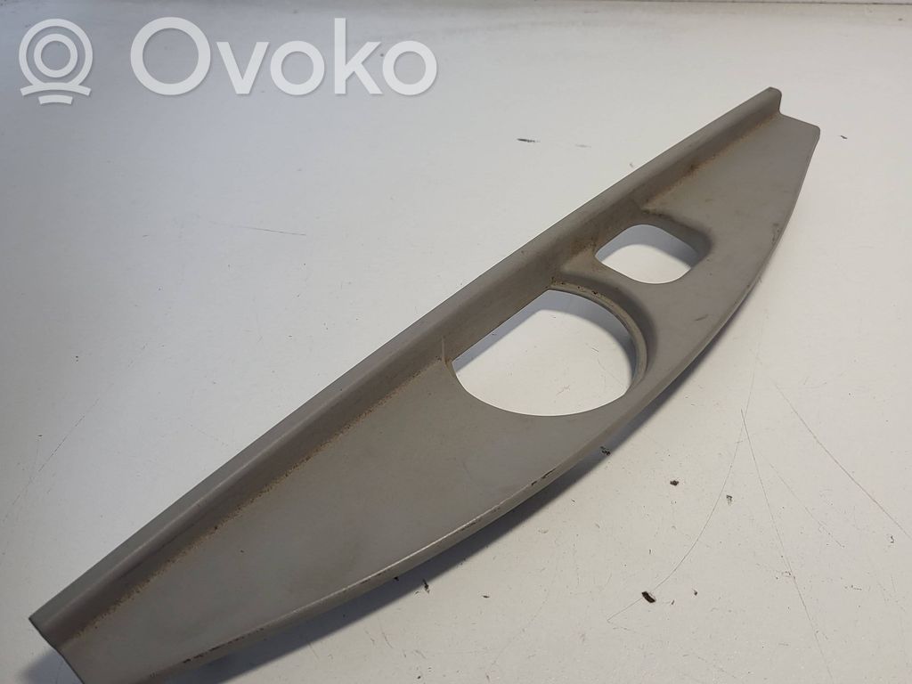 BMW 3 E90 E91 Otros repuestos del interior 