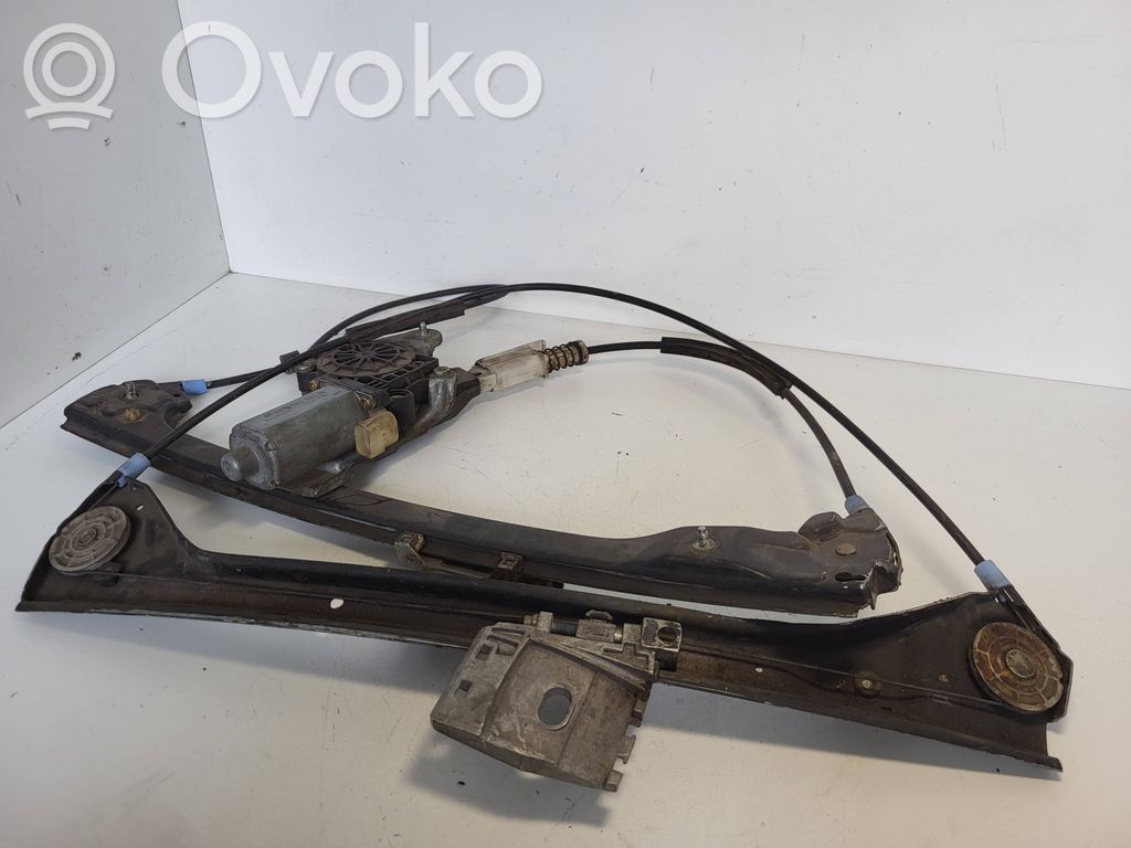 BMW 3 E46 Front door window regulator motor 