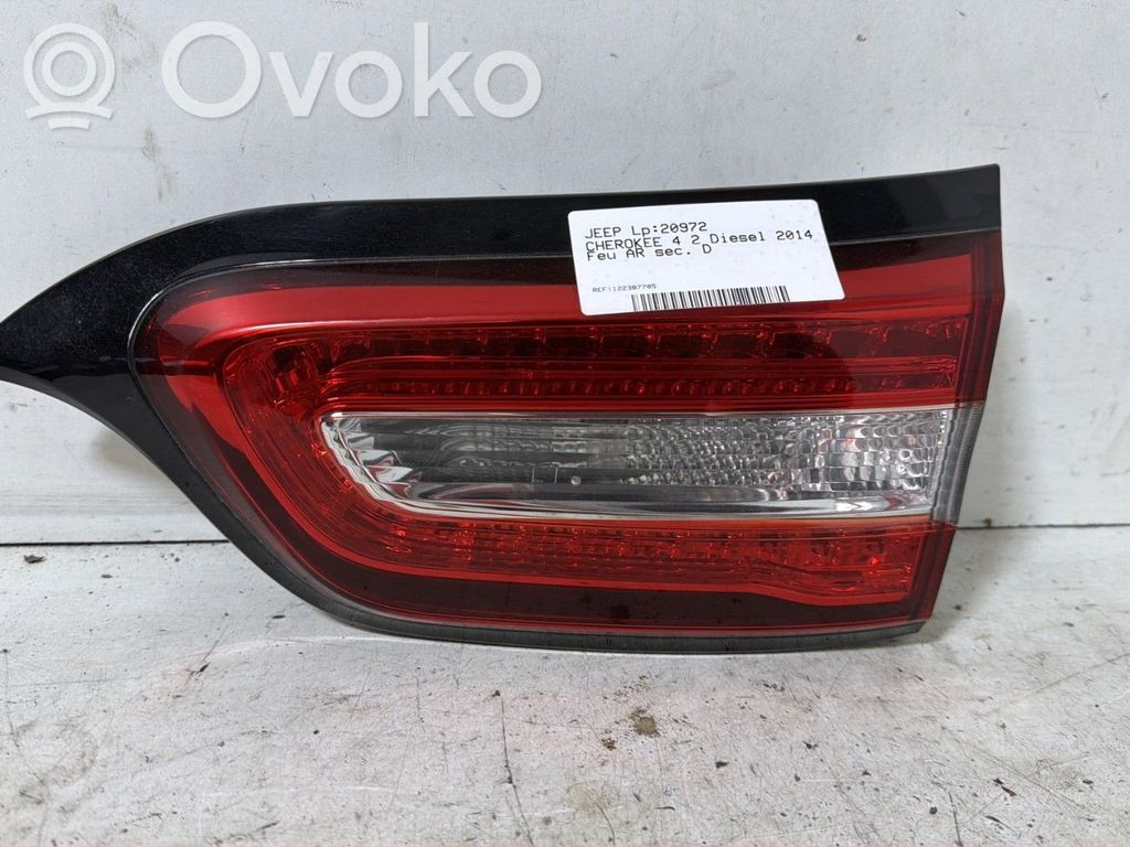 Jeep Cherokee KL Takaluukun takavalot 