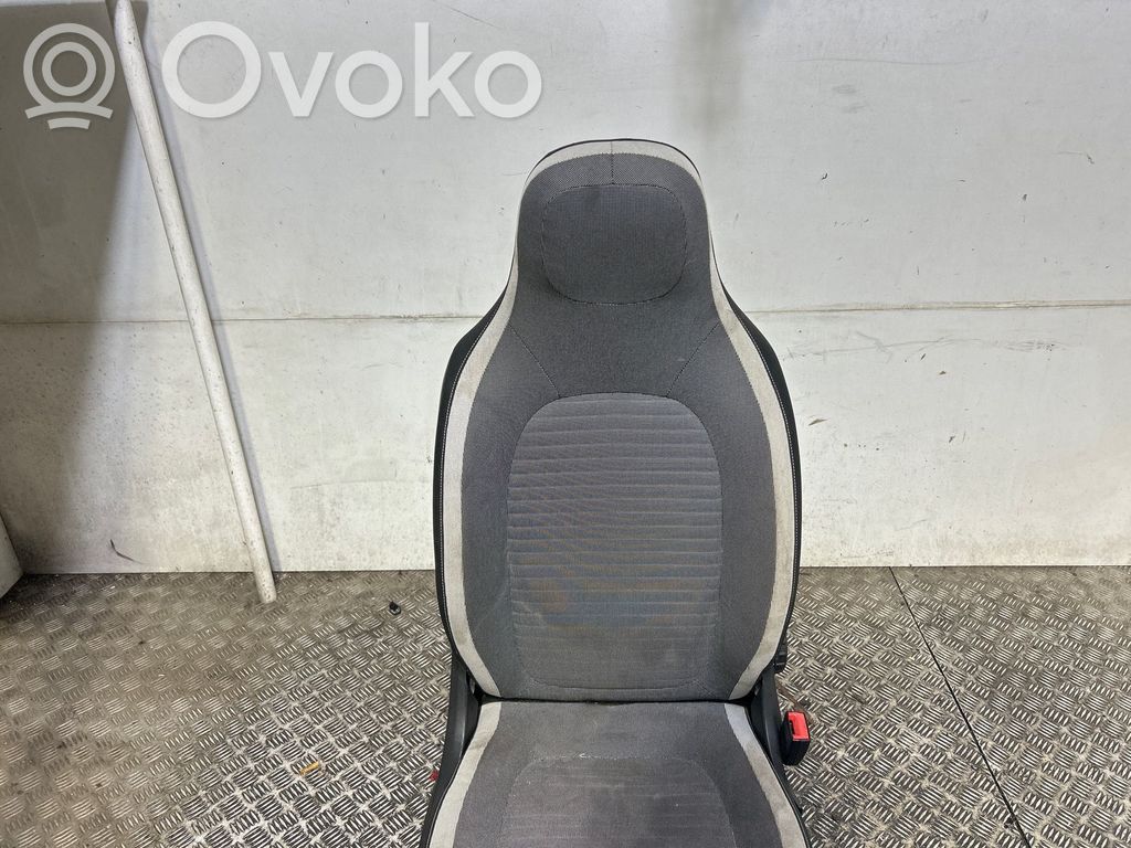 Renault Twingo III Scaun față pasager 