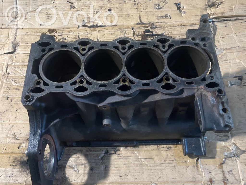 Opel Corsa D Engine block 