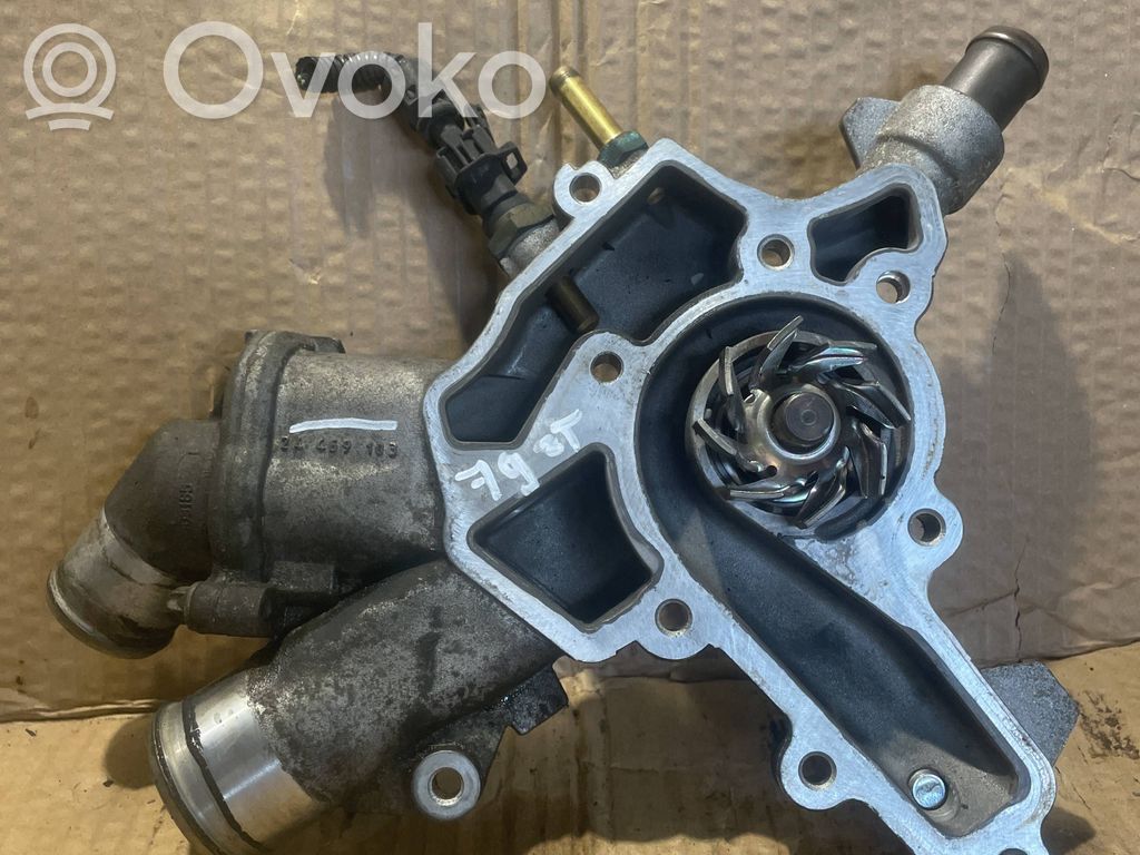 Opel Corsa D Pompe de circulation d'eau 