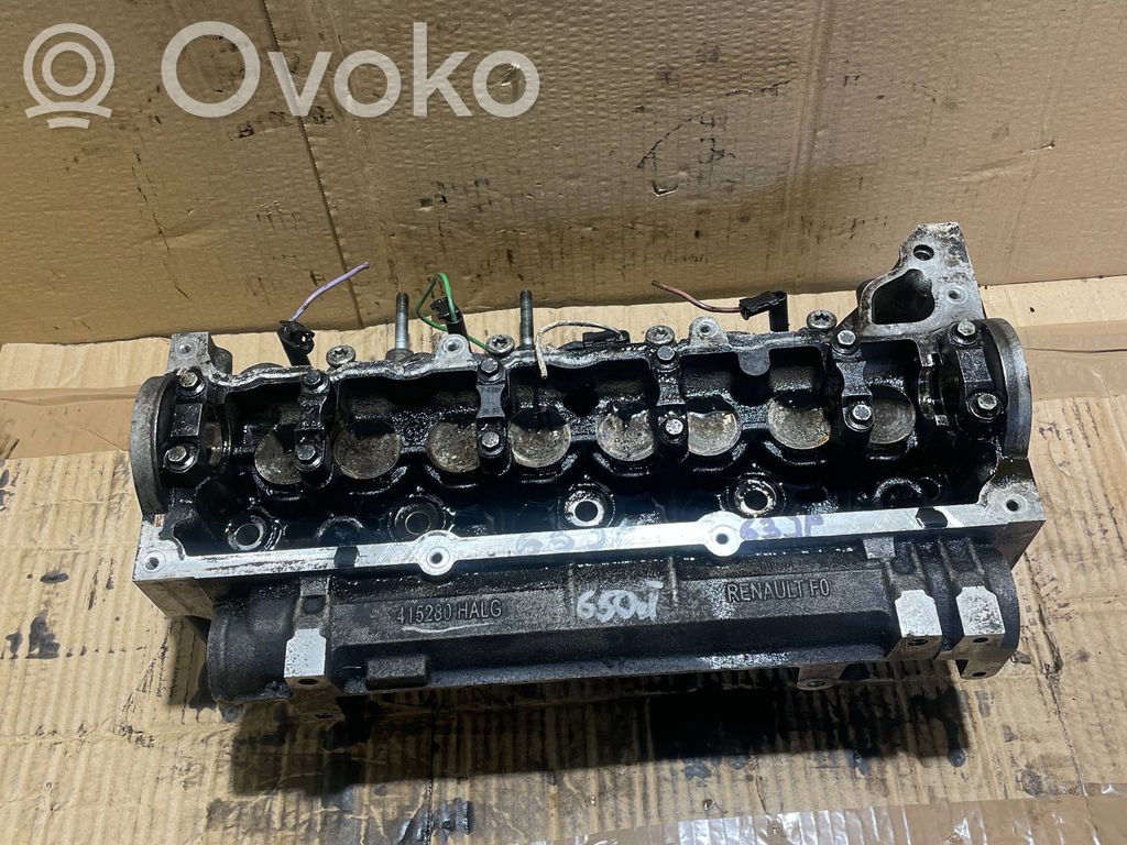 Renault Clio III Engine head 