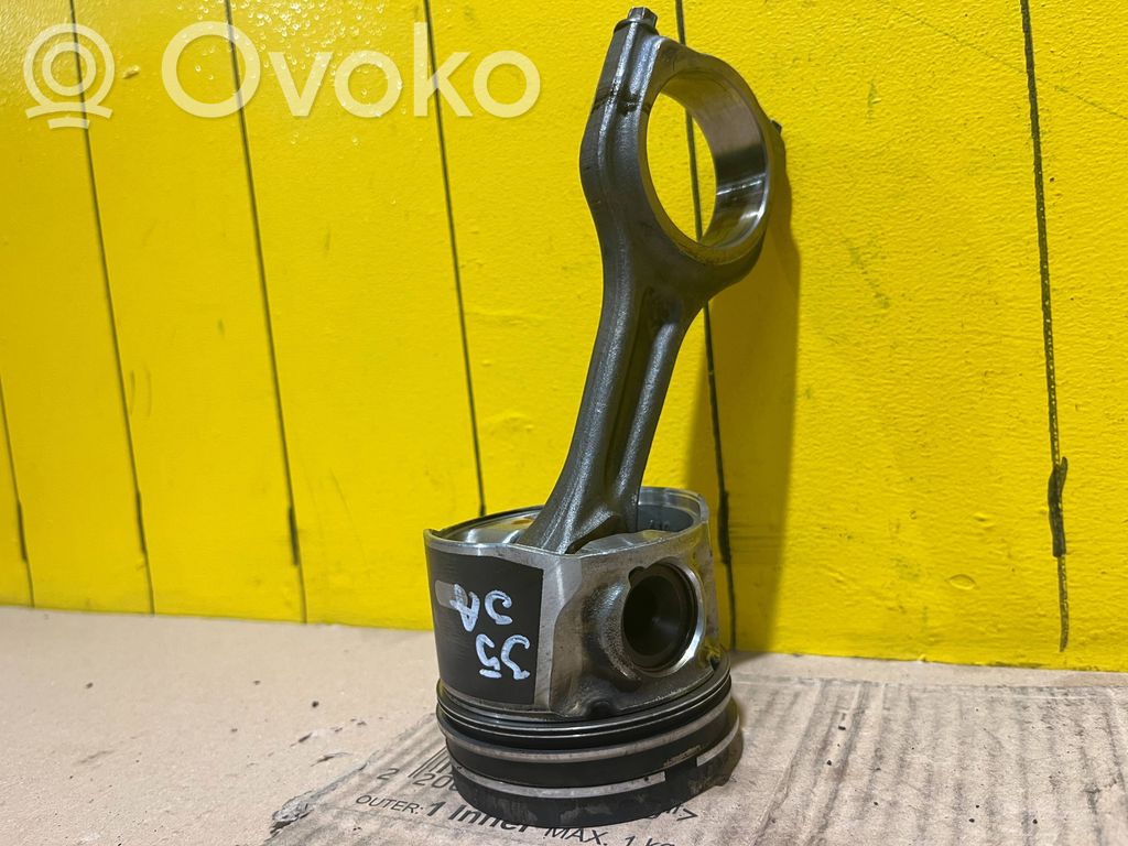 Audi A4 S4 B6 8E 8H Piston avec bielle 