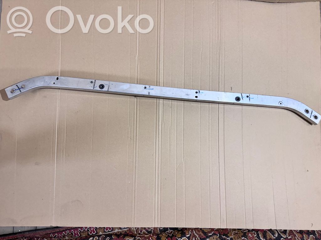 Panel mocowania chłodnicy / góra   51647400109,7400109,23677410,1287390001
