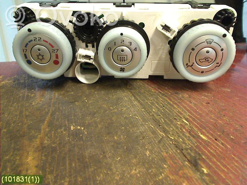 Mitsubishi Colt Climate control unit 