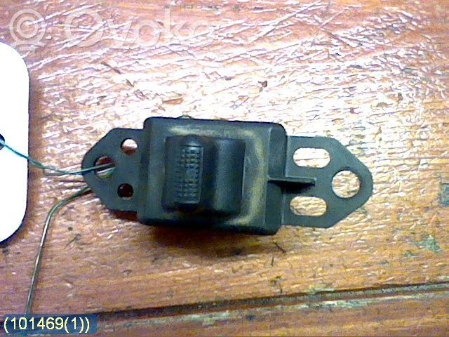 Central locking switch button   04685727AA,EATON