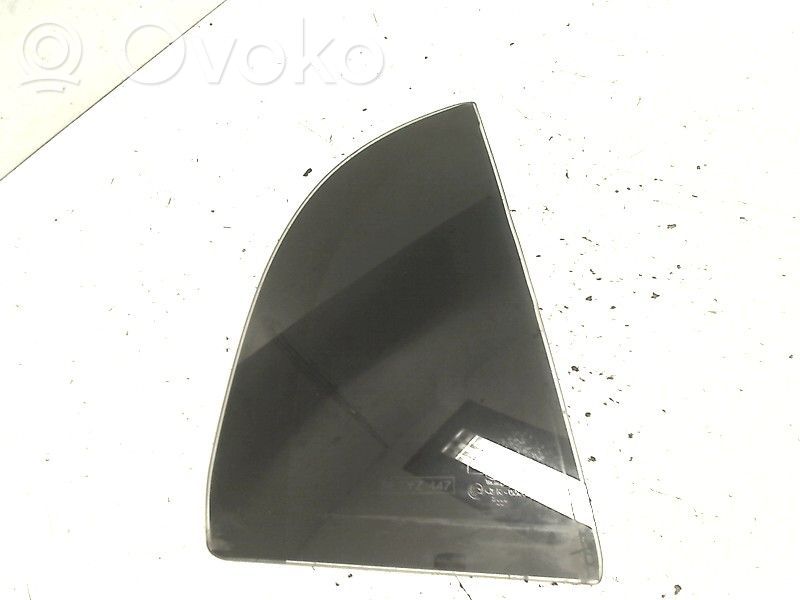 Ventanilla de ventilación de la puerta trasera   24450181