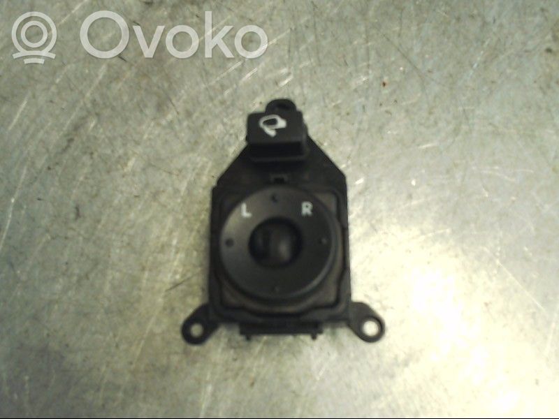 KIA Soul Interruptor del espejo lateral 