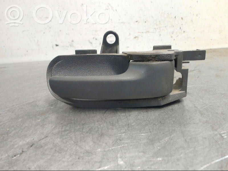 Manecilla interna puerta delantera   9143K8