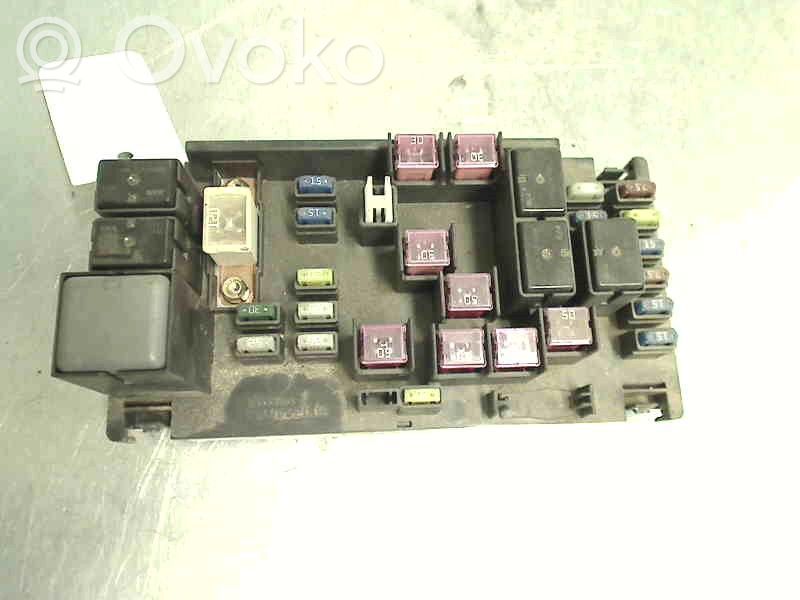 Subaru Outback Módulo de fusible 