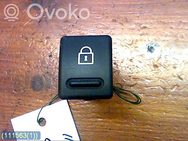 Central locking switch button   YUG001070,9751295